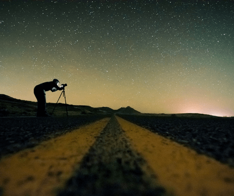 Peak District Stargazing Experience, man looking through telescope at all the stars